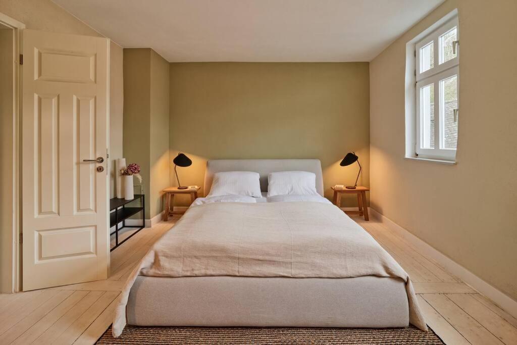 Mosel-Auszeit - Fewo Mit Sauna & Sonnenterrasse - Ideal Fuer 2 Personen Юрциґ Екстер'єр фото